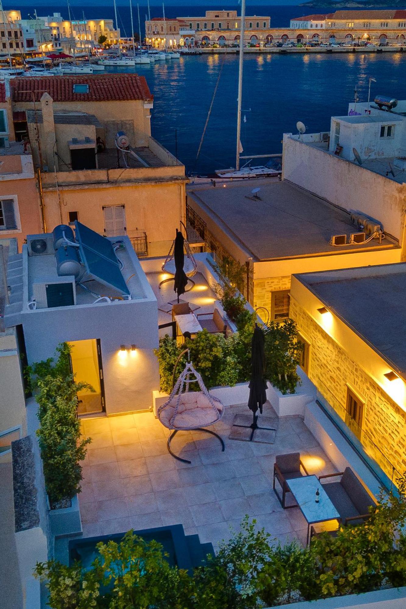 Ninemian Suites Syros Ermoupoli Exterior foto